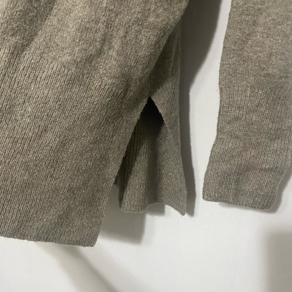 Nanette Lapore EUC soft brown wool blend side slit turtleneck sweater size M - Picture 3 of 5